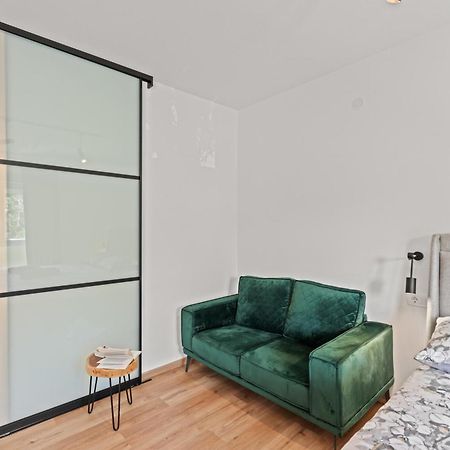 Kala Premium Studio Lägenhet Poreč Exteriör bild