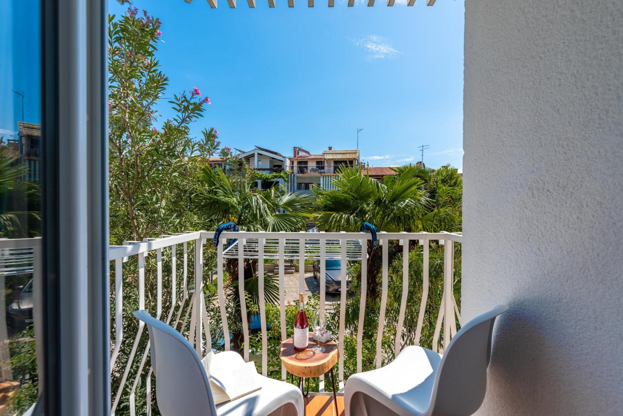 Kala Premium Studio Lägenhet Poreč Exteriör bild